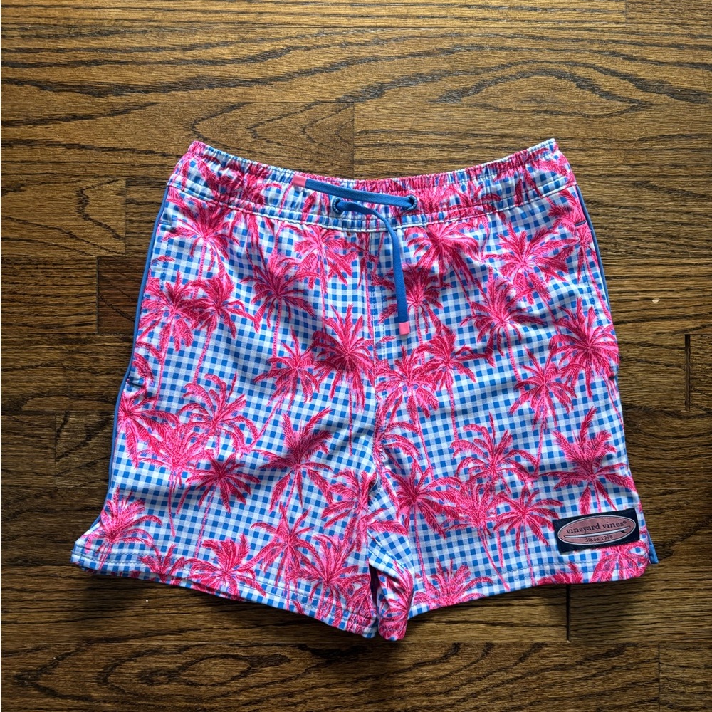 Vineyard Vines Blue Checkered Shorts with Pink Palm Trees chappy sz 7